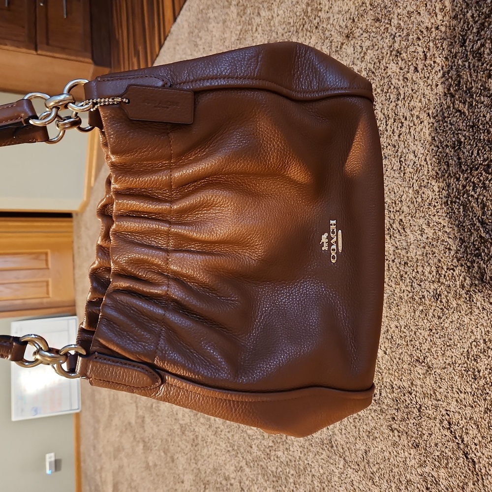 Handbag - Picture 2 of 5